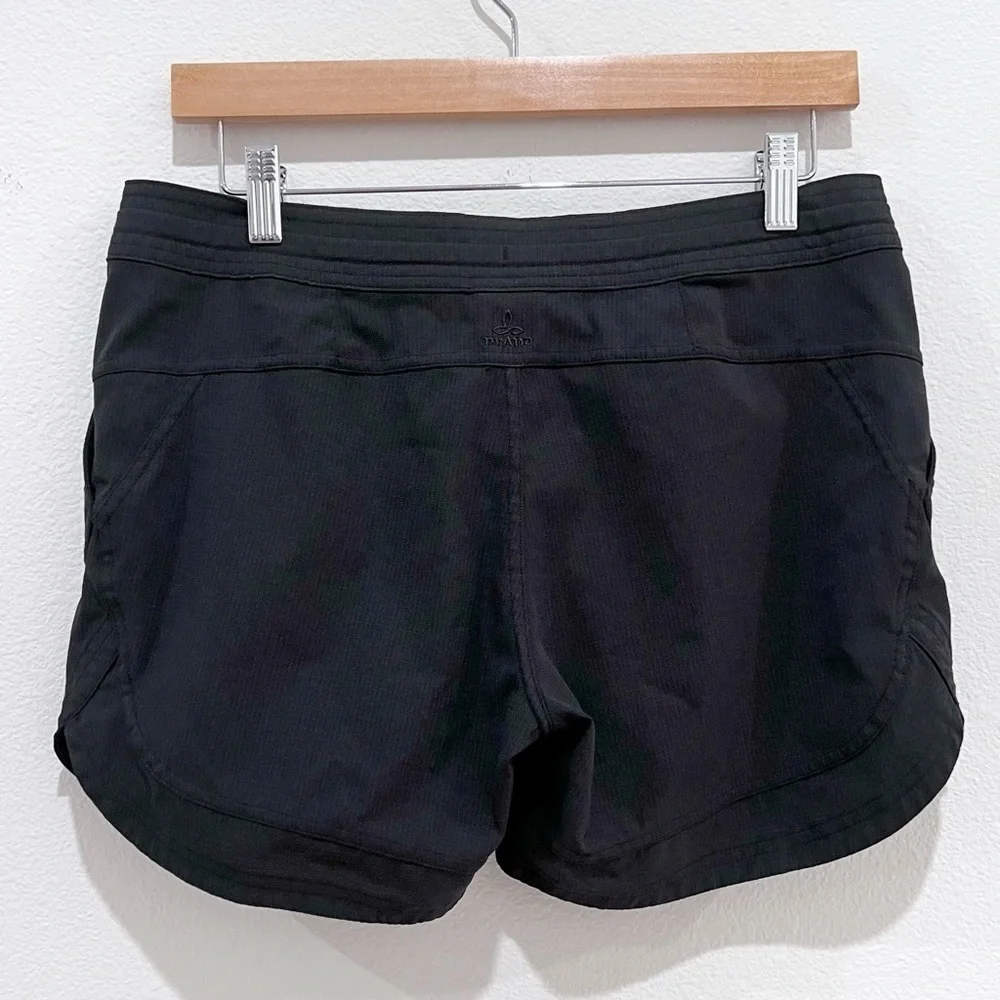Prana Ebelie Short Hybrid Solid Black Breathable Athletic Size S